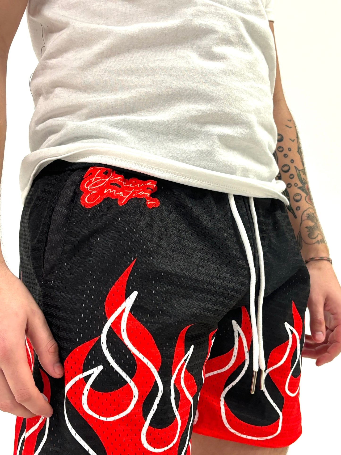 MESH SHORTS RED